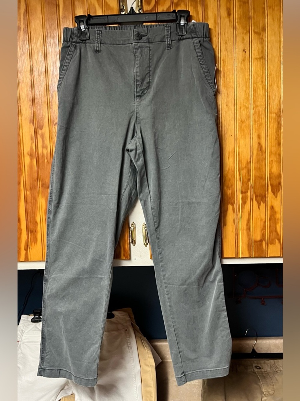 Mens NWT Old navy pants size M